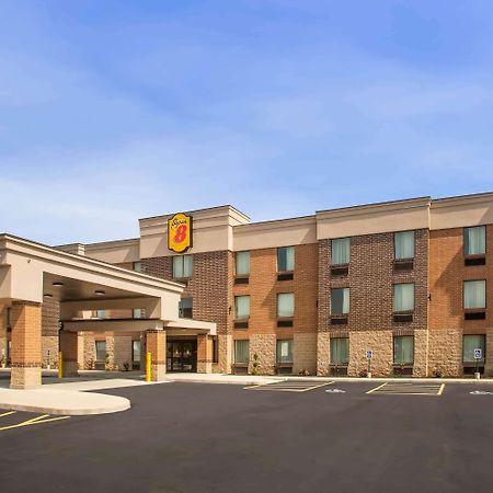 Super 8 By Wyndham St. Louis North Hotel Buitenkant foto