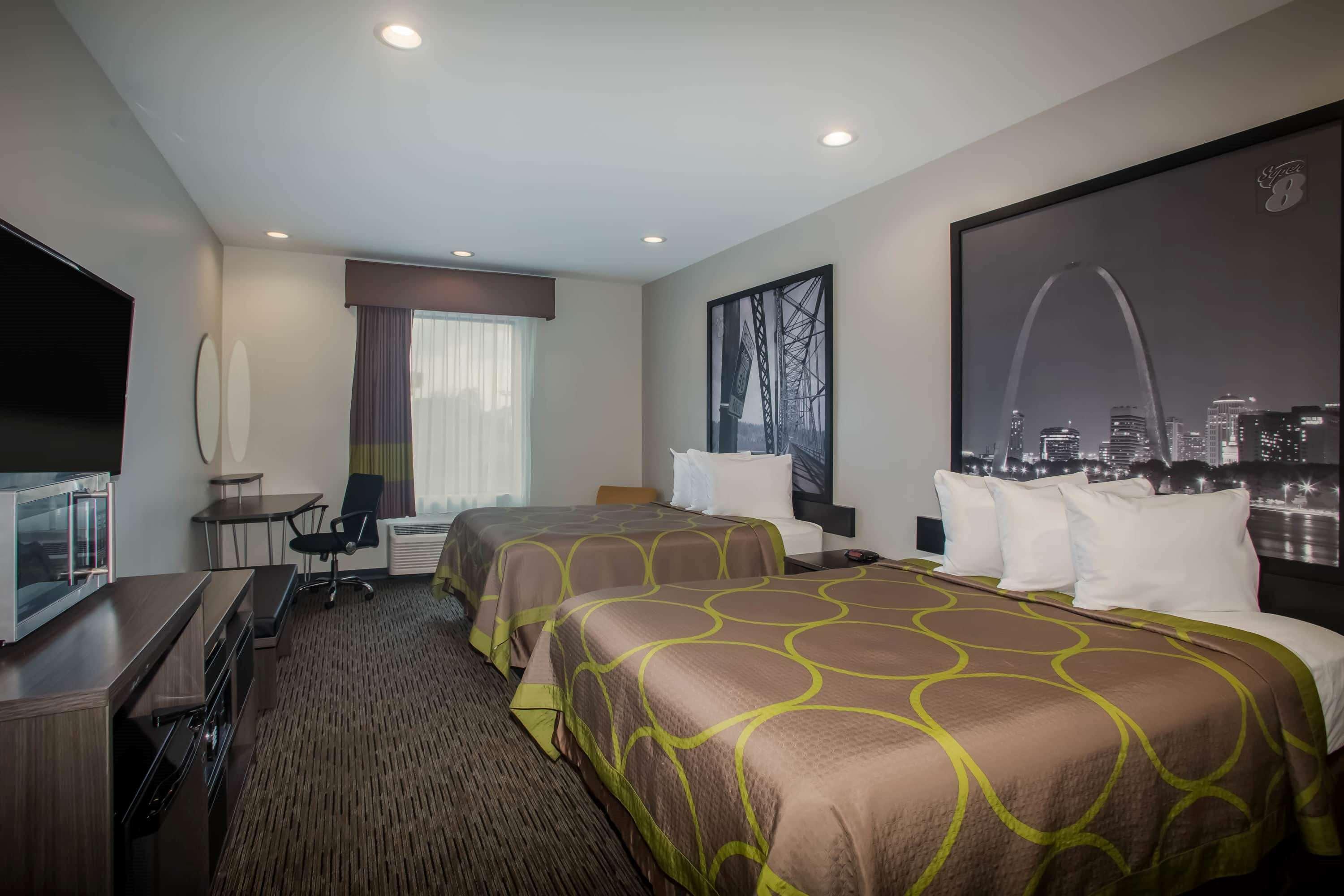 Super 8 By Wyndham St. Louis North Hotel Buitenkant foto